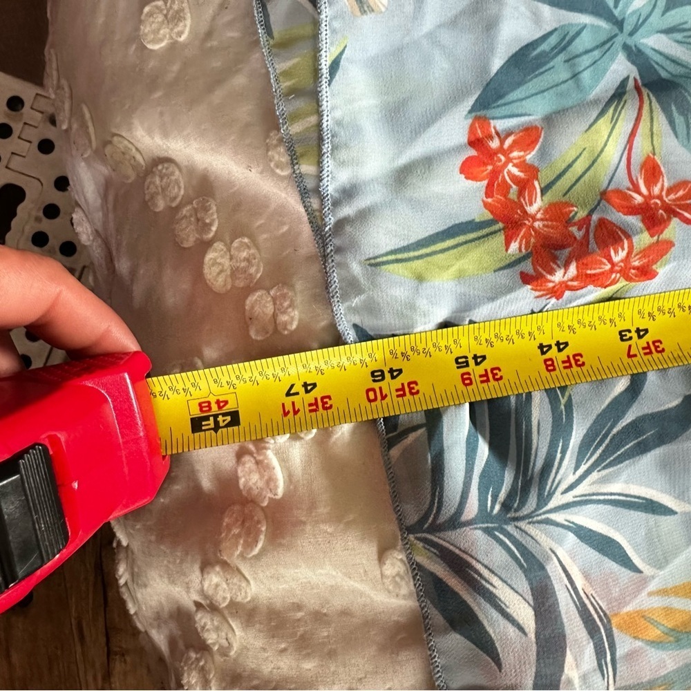 5 for $40 SALE!
EnFocus Studio tropical print, v neck, sheer dress 1/3 lined 12 - Picture 9 of 9